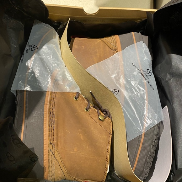 UGG Men's Zetik Boot Leather In Brown - Picture 4 of 10